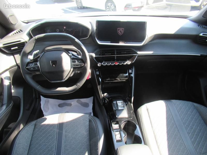 Peugeot 2008 1.5 BlueHDi 130ch S&S Allure EAT8 (image 8)