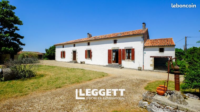 Maison 10 pièces 251 m²