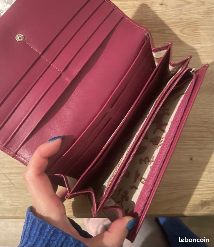 Portefeuille femme Longchamp couleur bordeaux (image 6)
