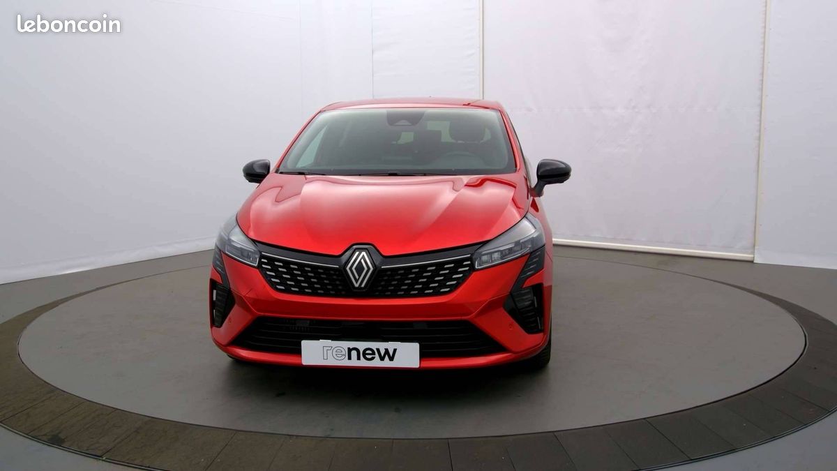 Renault clio tce 90 ch gsr2 techno (image 16)