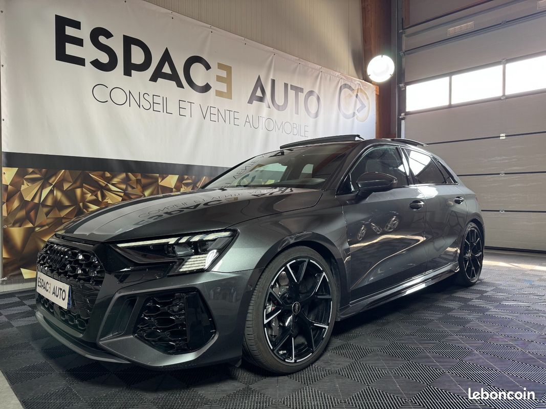 AUDI RS3 SPORTBACK 2.5 TFSI 400 S tronic 7 Quattro (image 1)