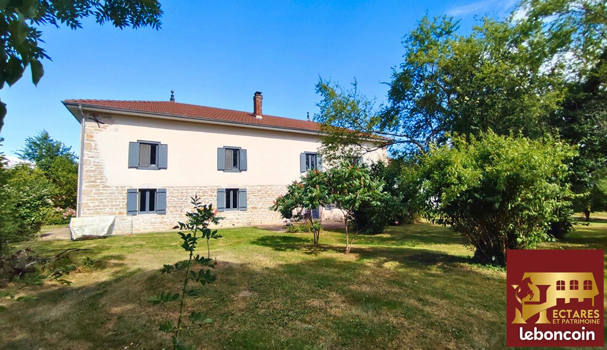 Maison 8 pièces 217 m² · à Beaupont · 217 m² · 451 500 €