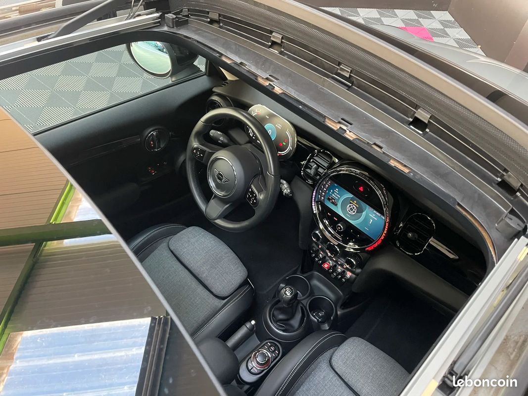 Mini Cooper Classic 136 CH CAMDEM 3P / TOIT OUVRANT (image 34)