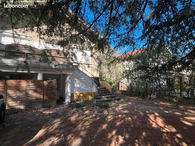 Maison 7 pièces 150 m² · à Saint-Priest · 150 m² · 367 500 €