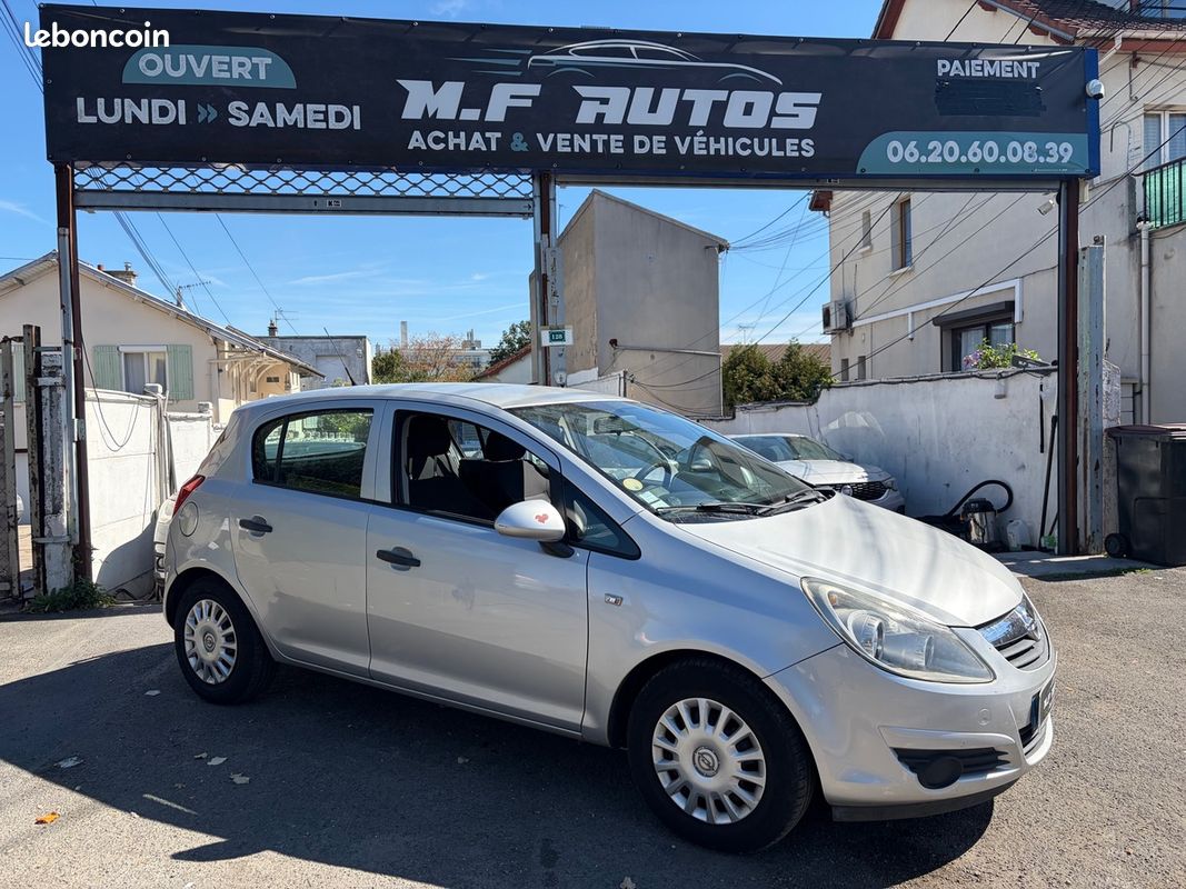 Opel Corsa CDTI COOLLINE 1 ÈRE MAIN SUIVIE D ENTRETIEN PAYÉ EN 3 FOIS (image 1)