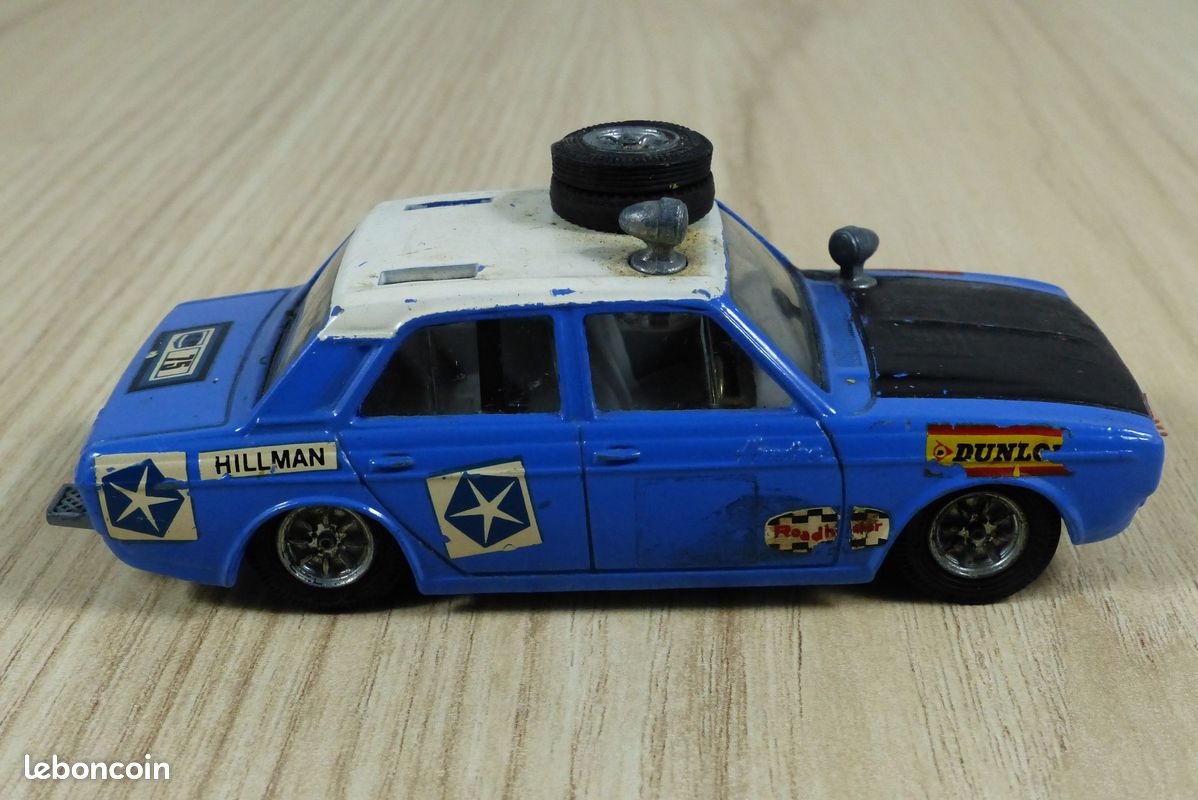 Lot 110 - A BOXED CORGI TOYS HILLMAN HUSKY