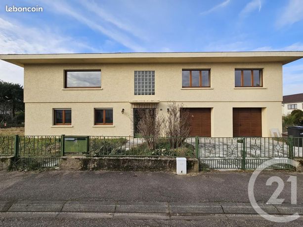 Maison 9 pièces 214 m²