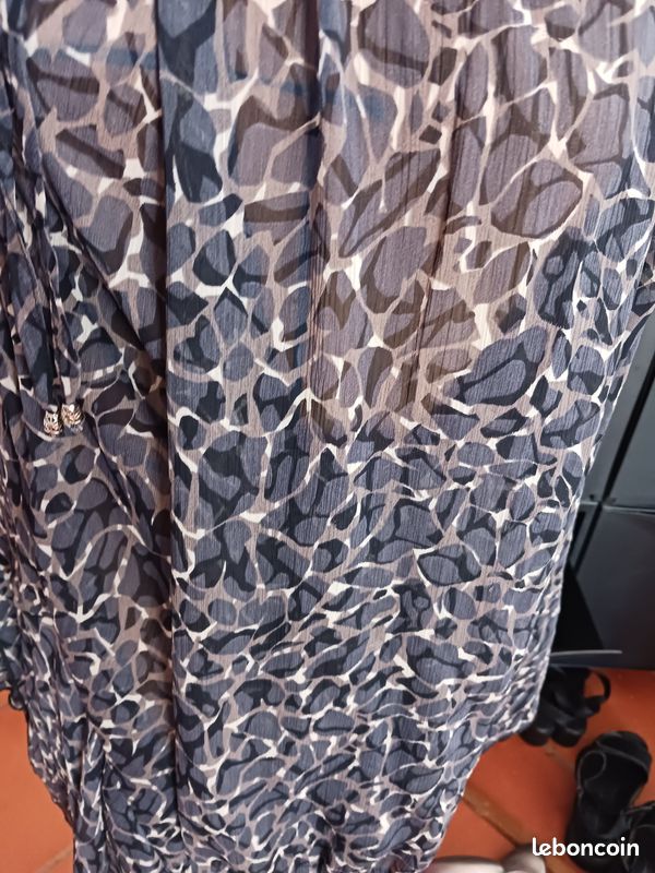Tunique Femme Blanche Porte En Voile Couleur Chocolat - Taille 44, Occasion En Très Bon état