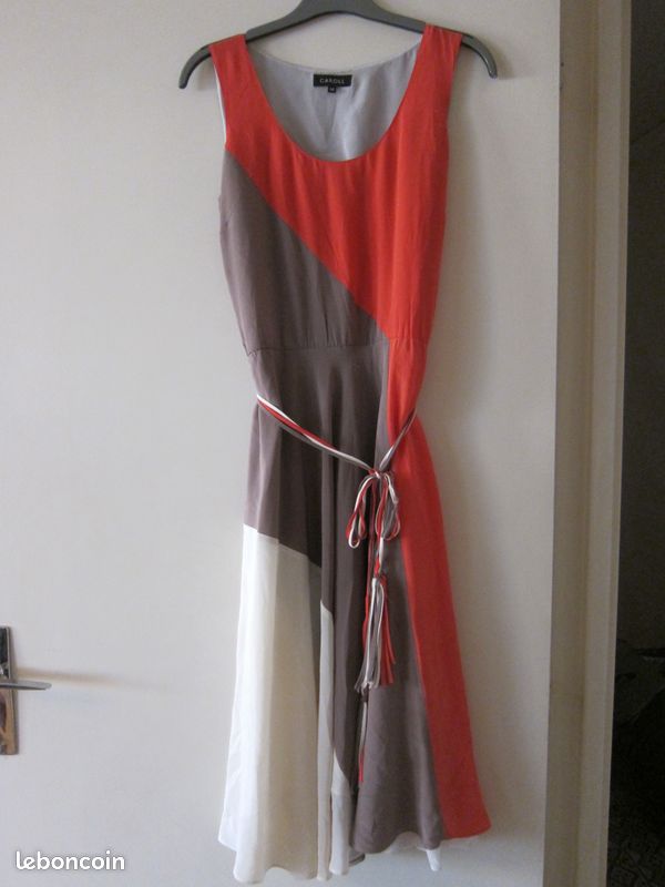 Robe Caroll 38 comme neuve (image 1)