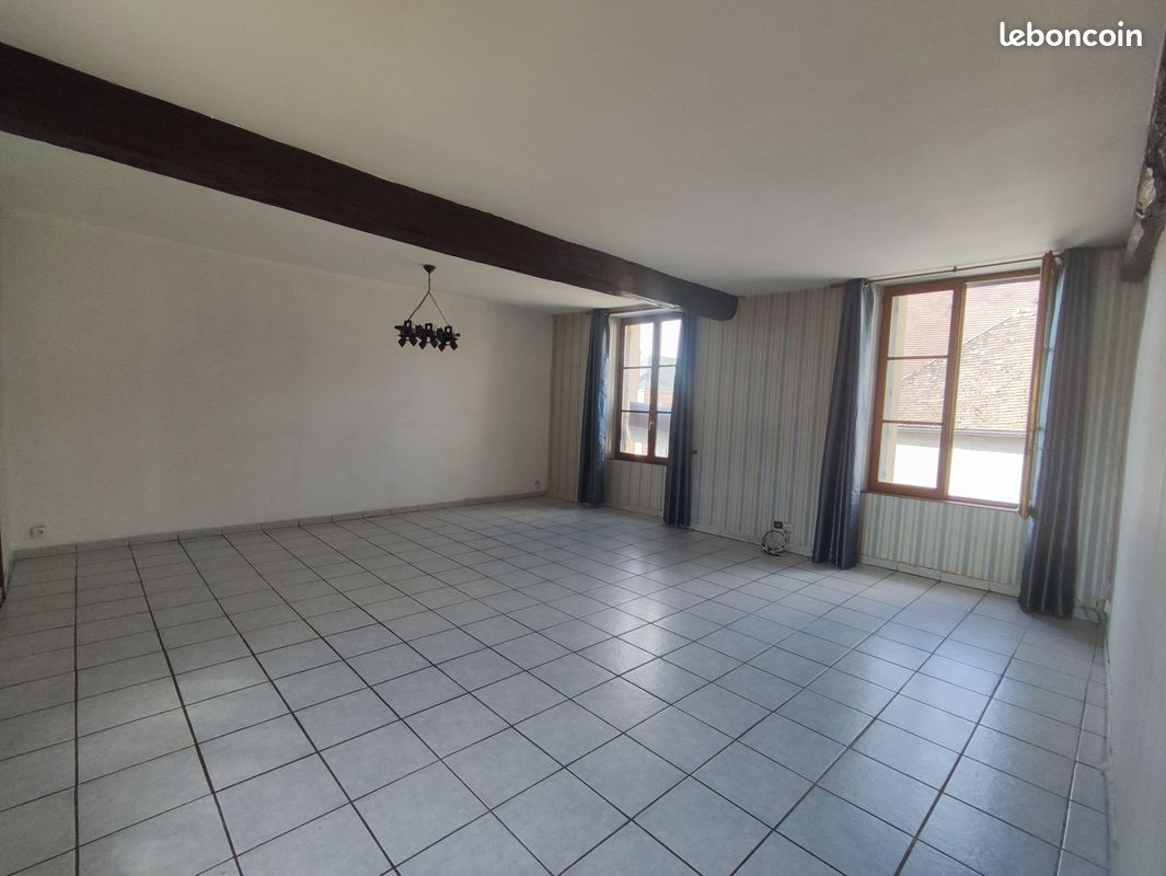 Appartement 3 pièces 76 m² · à Gallardon · 76 m² · 120 000 €