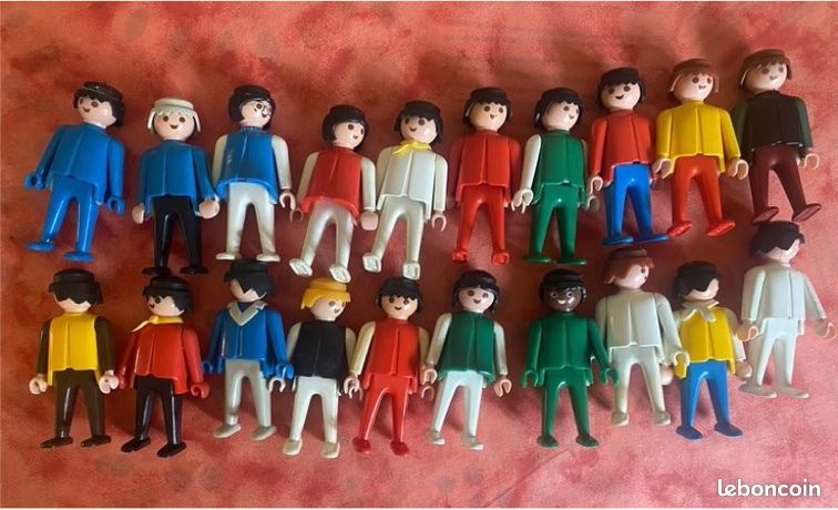 Lot D'accessoires Et Figurines PLAYMOBIL Vintage (1974–1986) – Collection Personnages Rétro