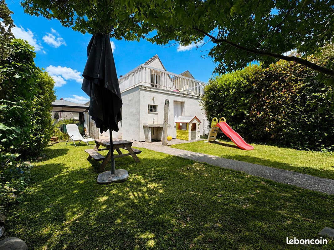 Maison 5 pièces 116 m² · à Pontacq · 116 m² · 212 000 €