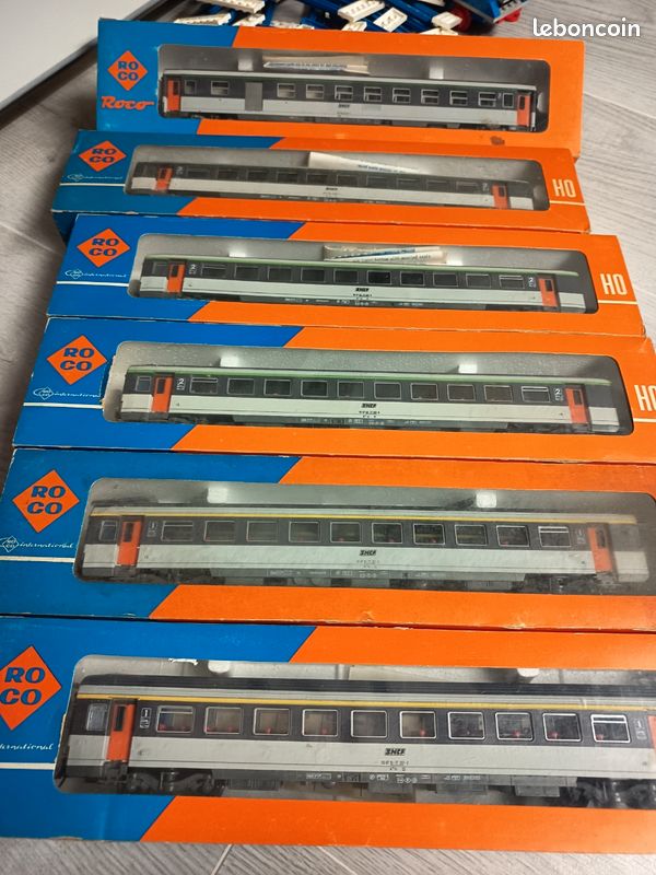 Roco A10rtu Corail 1ère Classe Voiture Berline