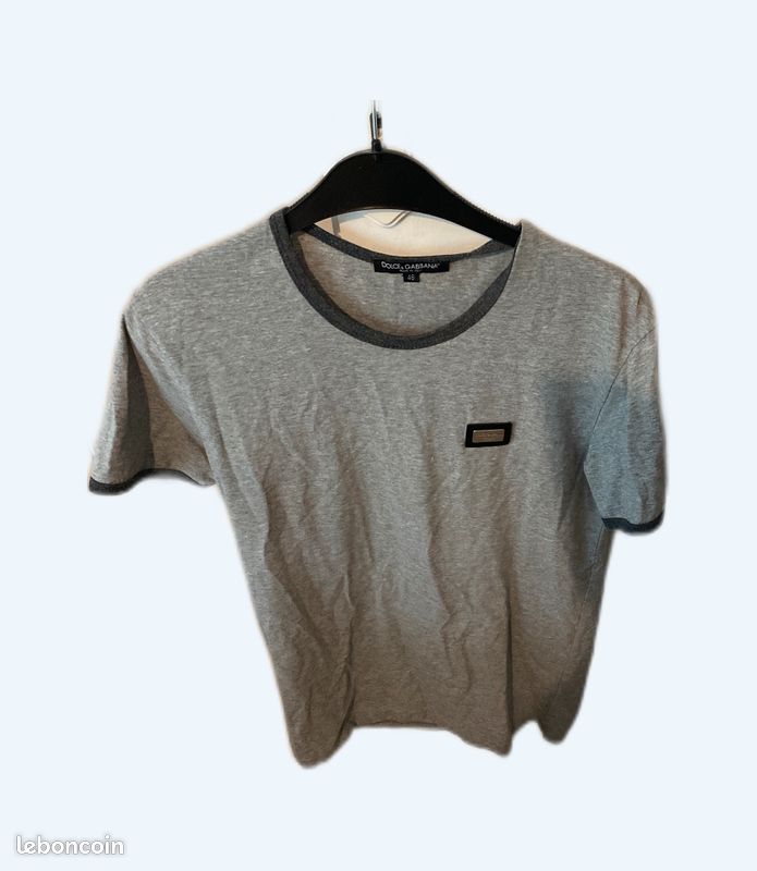 T-shirt (image 1)