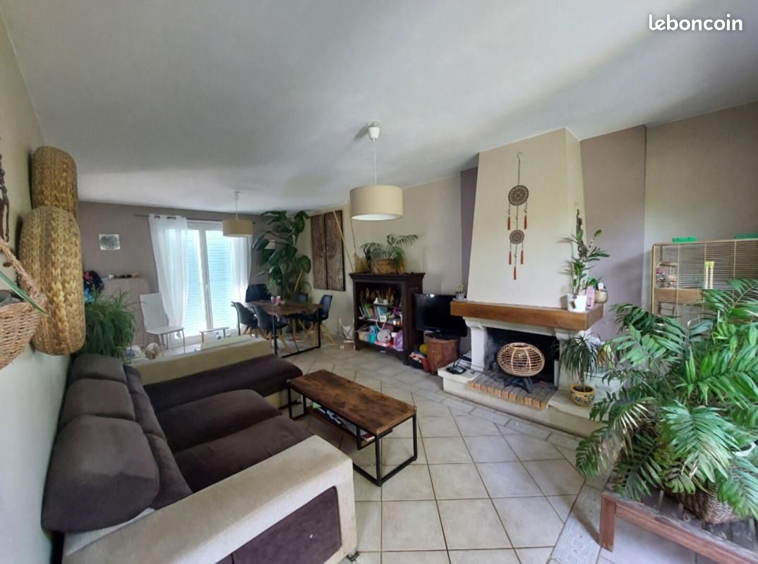 Maison 5 pièces 100 m² · à Nozay · 100 m² · 330 000 €