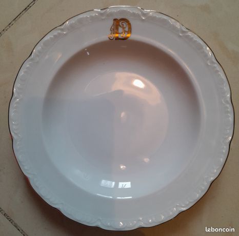Lot De 11 Assiettes Creuses Mitterteich Vintage – Bavière – Décor Pois Blancs