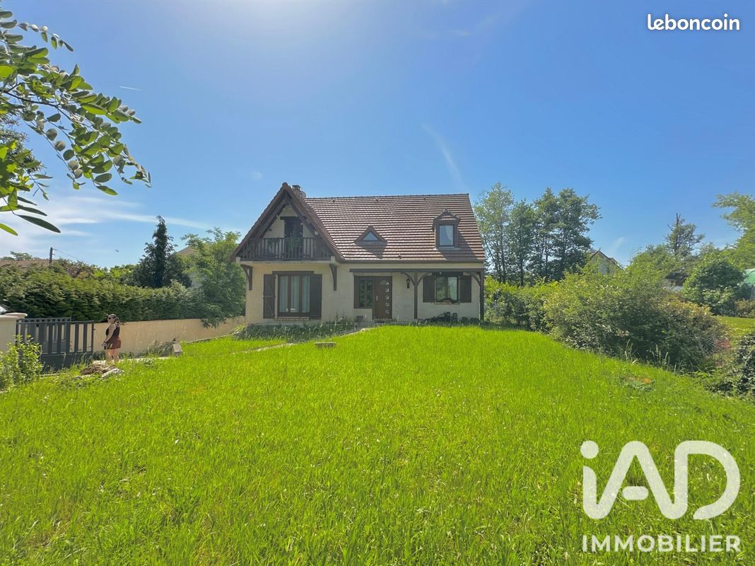 Maison 6 pièces 163 m² · à La Ville-du-Bois · 163 m² · 489 000 €