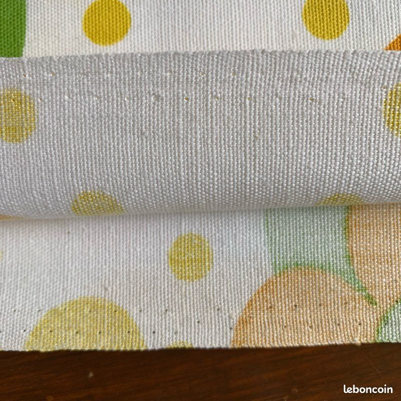 Coupon De Tissu Vintage Géométrique Multicolore | 2 Mètres Neuf | Pour Couture Créative