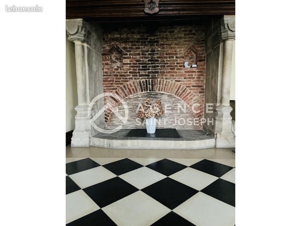 https://img.leboncoin.fr/api/v1/lbcpb1/images/2f/6a/d9/2f6ad952a7bd0711f309bd9398f4636d29351b65.jpg?rule=ad-image