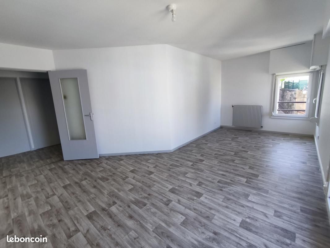 Appartement 2 pièces 50 m² · à Mirecourt · 50 m² · 389 €/mois