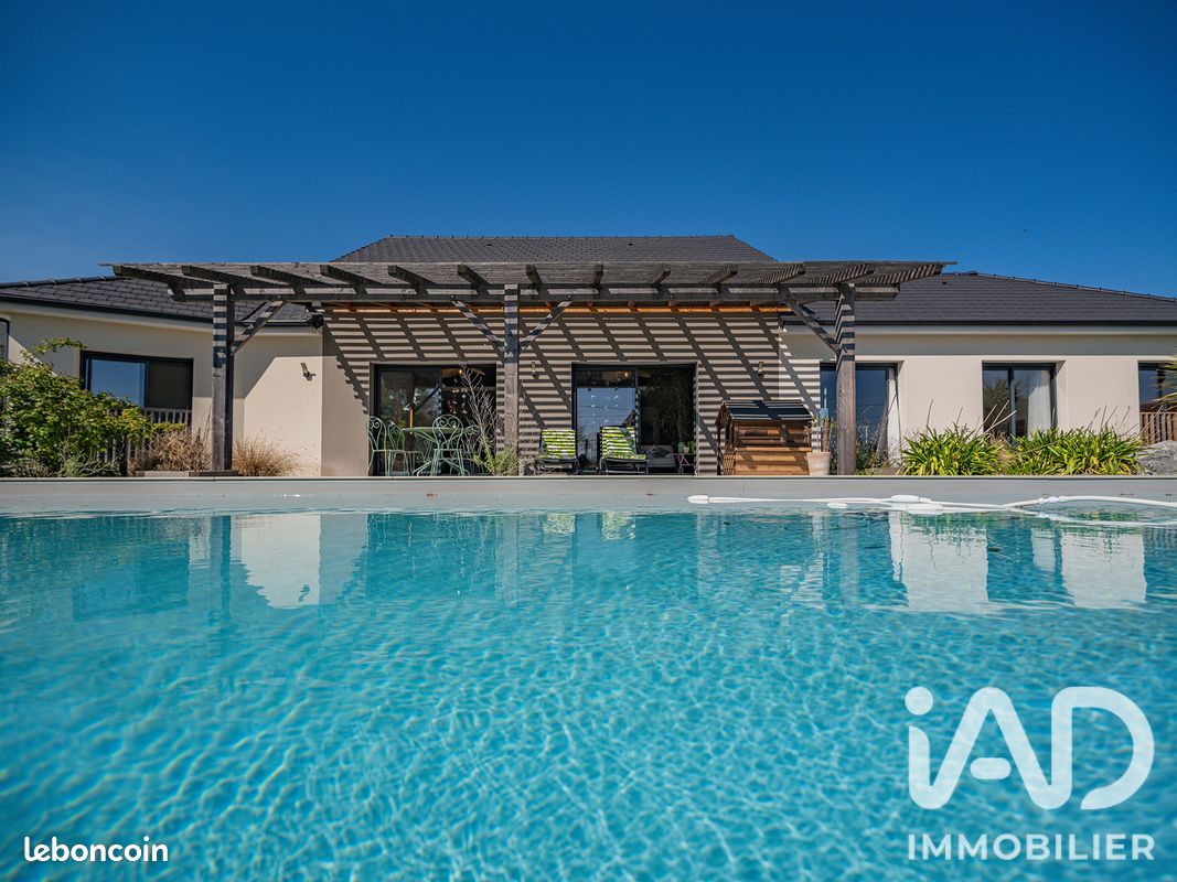 Maison 5 pièces 178 m² · à Lagor · 178 m² · 439 000 €