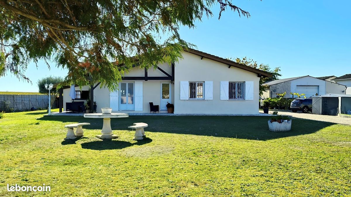 Maison 5 pièces 132 m² · à Anglade · 132 m² · 249 960 €
