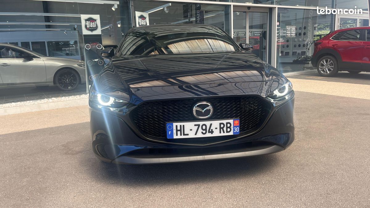 MAZDA Mazda3 5 portes 2.0L e-SKYACTIV-X M Hybrid 186 ch BVM6 Takumi (image 7)