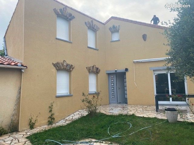 Maison 5 pièces 130 m² · à Saint-Julien-de-Concelles · 130 m² · 1 250 €