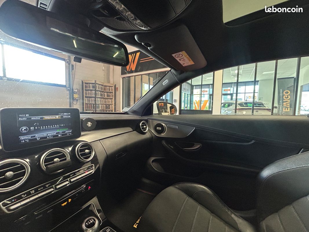 Mercedes-benz classe c coupe 1.6 180 155 sport pack toit panoramique ouvrant (image 25)