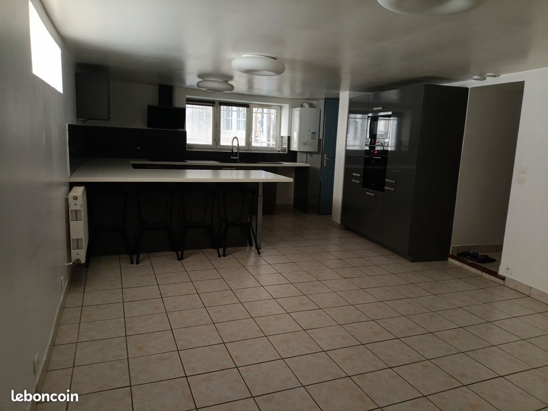 Appartement 2 pièces 52 m² · à Voiron · 52 m² · 650 €/mois