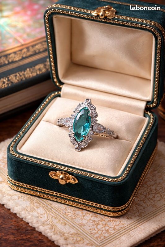 Bague large fantaisie ajourée réglable T.51 à 58 - Acier inox 304L Doré