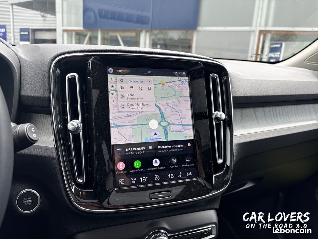 VOLVO XC40 B3 163 ch DCT7 Lounge Edition (image 13)