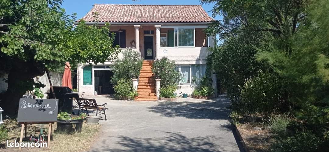 Maison 10 pièces 200 m² · à Les Mages · 200 m² · 279 000 €