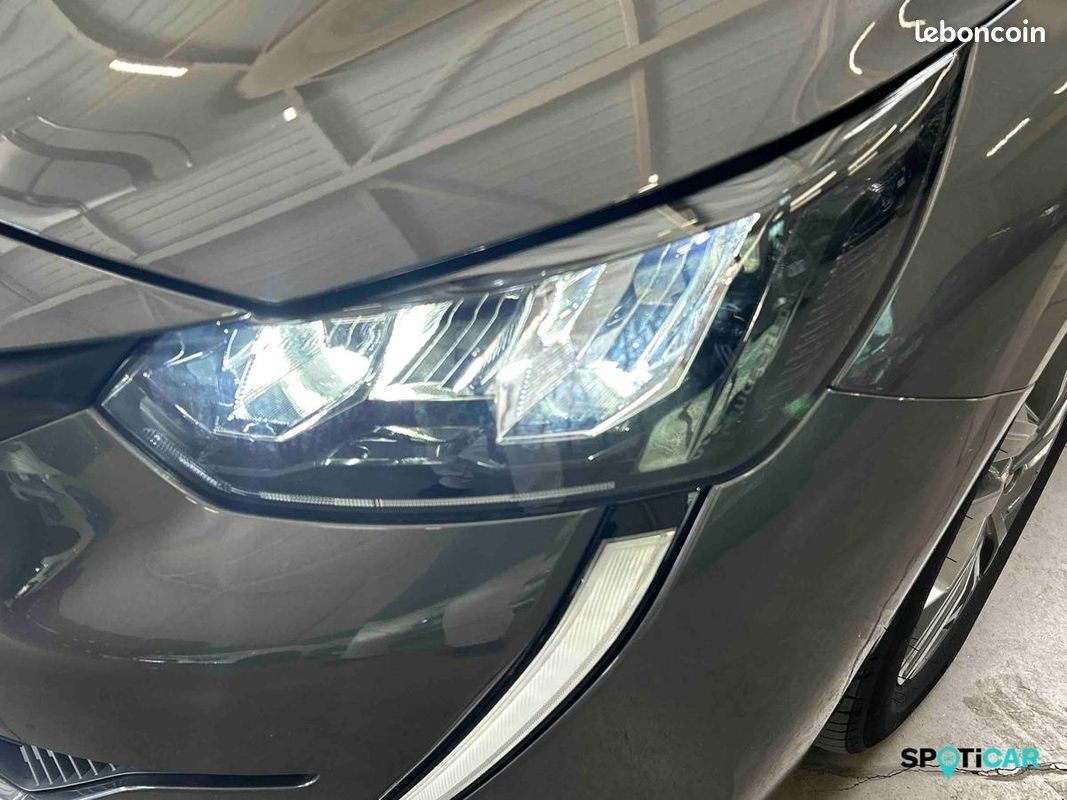 PEUGEOT 208 PureTech 100 S&S BVM6 Style (image 17)