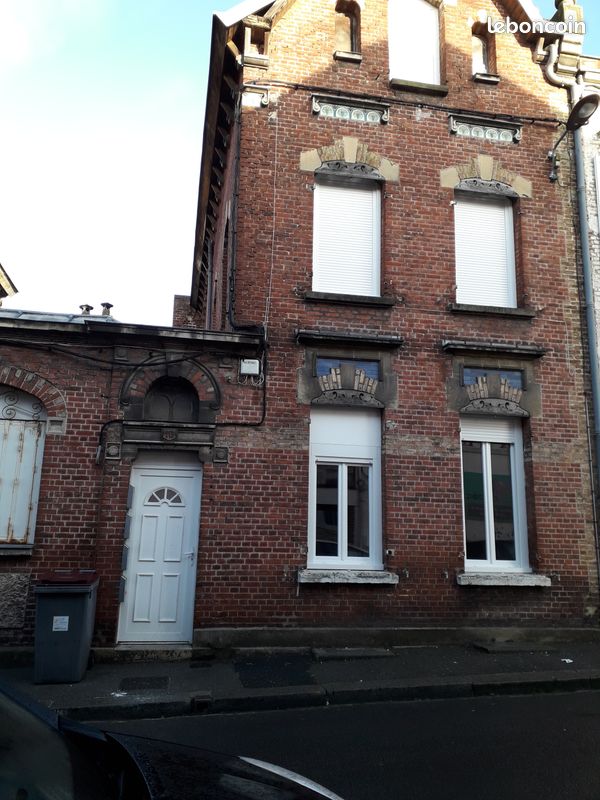 Immeuble 10 pièces 115 m² · à Saint-Quentin · 115 m² · 170 000 €