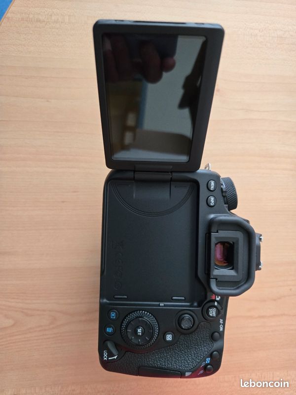 Canon 90D ETAT NEUF (image 5)