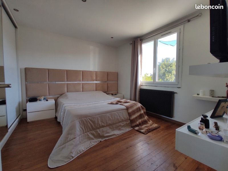 Maison 7 pièces 200 m² - Aire-sur-l'Adour 40800 (image principale 4)