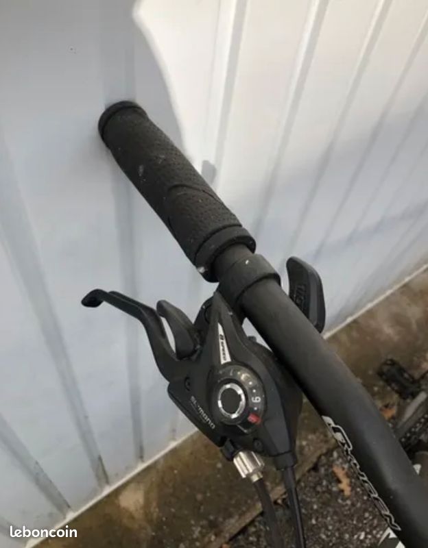 Vélo de marque Stevens (image 12)