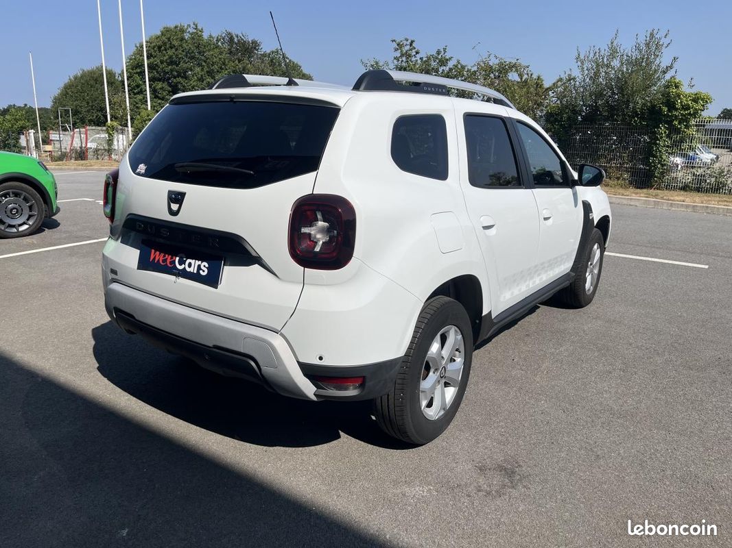 Dacia duster 1.5 bluedci 115 evasion 4x2 / suivi renault / 1ere main (image 12)