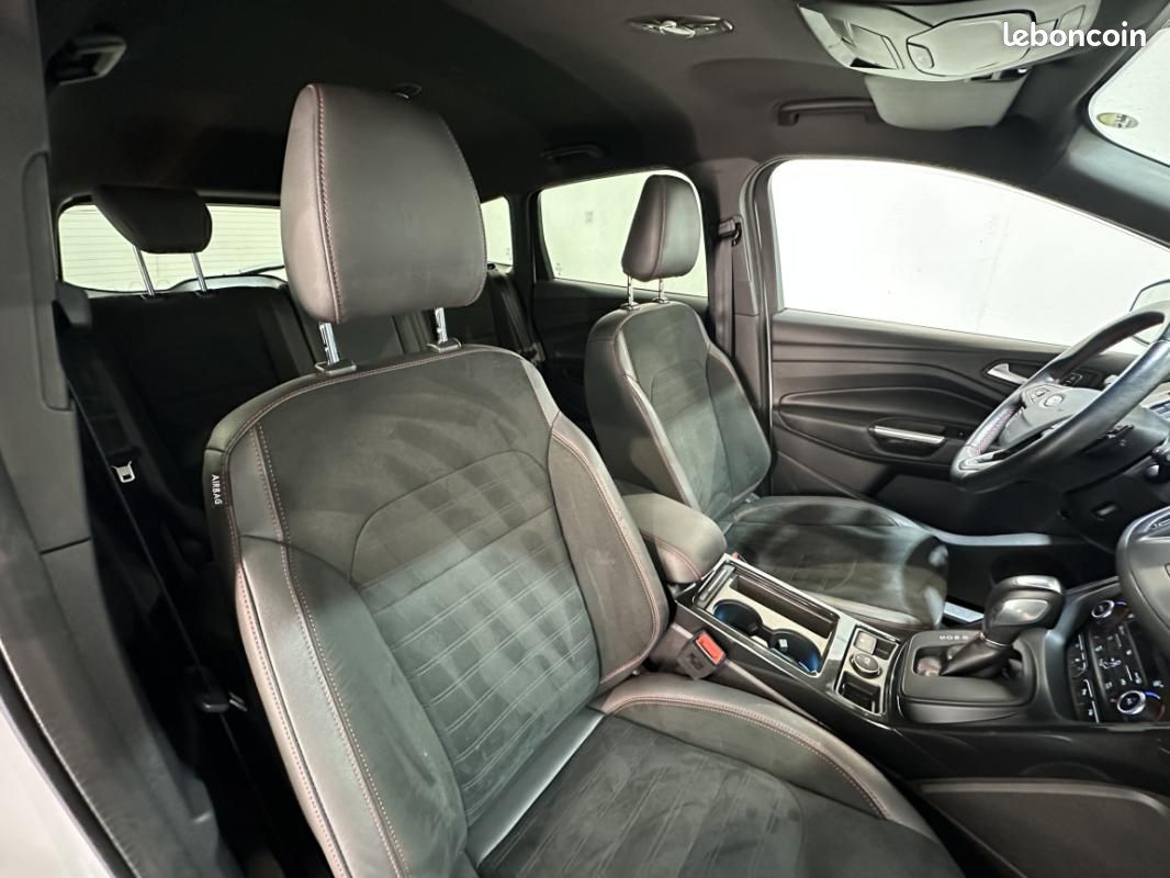 Ford Kuga 1.5 EcoBoost 182 4x4 BVA6 ST-Line +60000KMS +CAMERA (image 19)