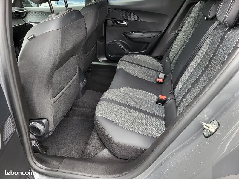 Peugeot 2008 1.2I HYBRID - 136 BV E-DCS6 ALLURE (image 15)