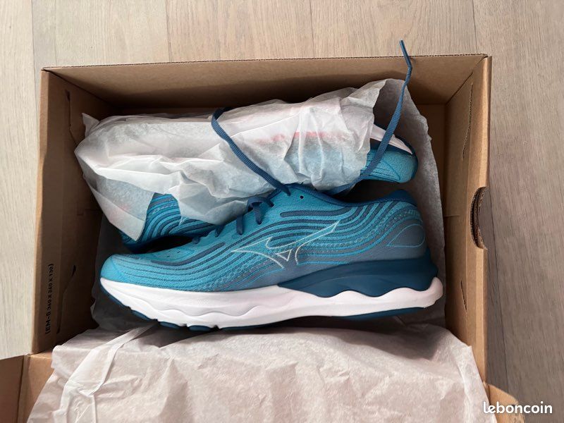 Mizuno - waveskyrise 4 - 44,5 (image 3)