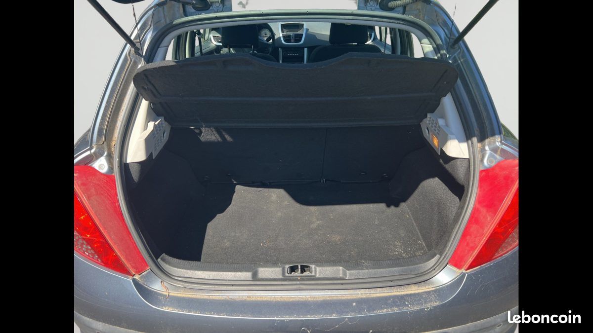 PEUGEOT 207 1.6 VTI 16V 120ch EXECUTIVE 2008 (image 10)