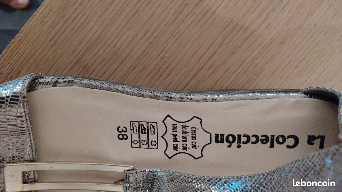 Très belles chaussures T.38 tout cuir dessus doublure sous pied " la Collection" (image 2)