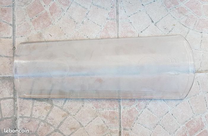 Tuiles Canal 51 X 21 Cm – Très Bon état – Occasion