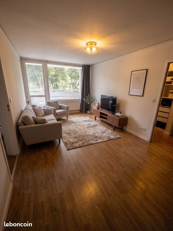 Appartement 2 pièces 54 m² · à La Madeleine · 54 m² · 750 €/mois