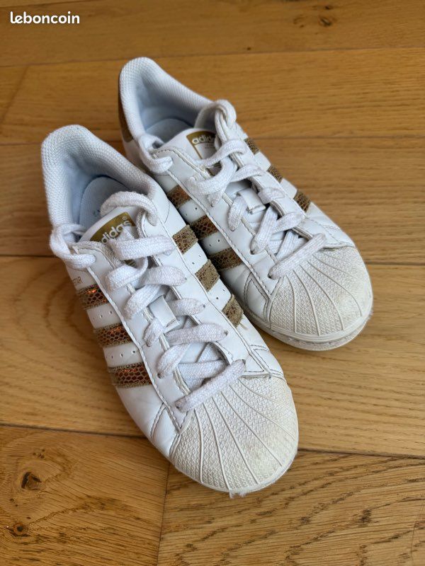 Adidas Sneakers Basket Adidas Superstar DorÃ© Baskets Sneakers
