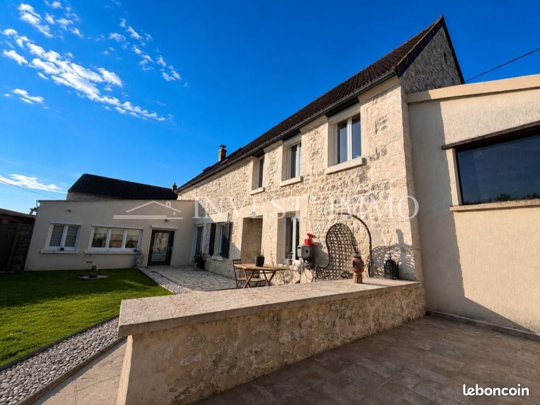 Maison 5 pièces 117 m² · à Cauffry · 117 m² · 264 000 €