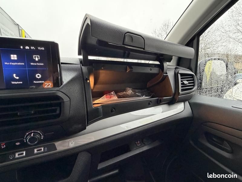Opel Vivaro Fg M 2.0 BlueHDi 145ch S&S Pack Premium Connect EAT8 (image 25)