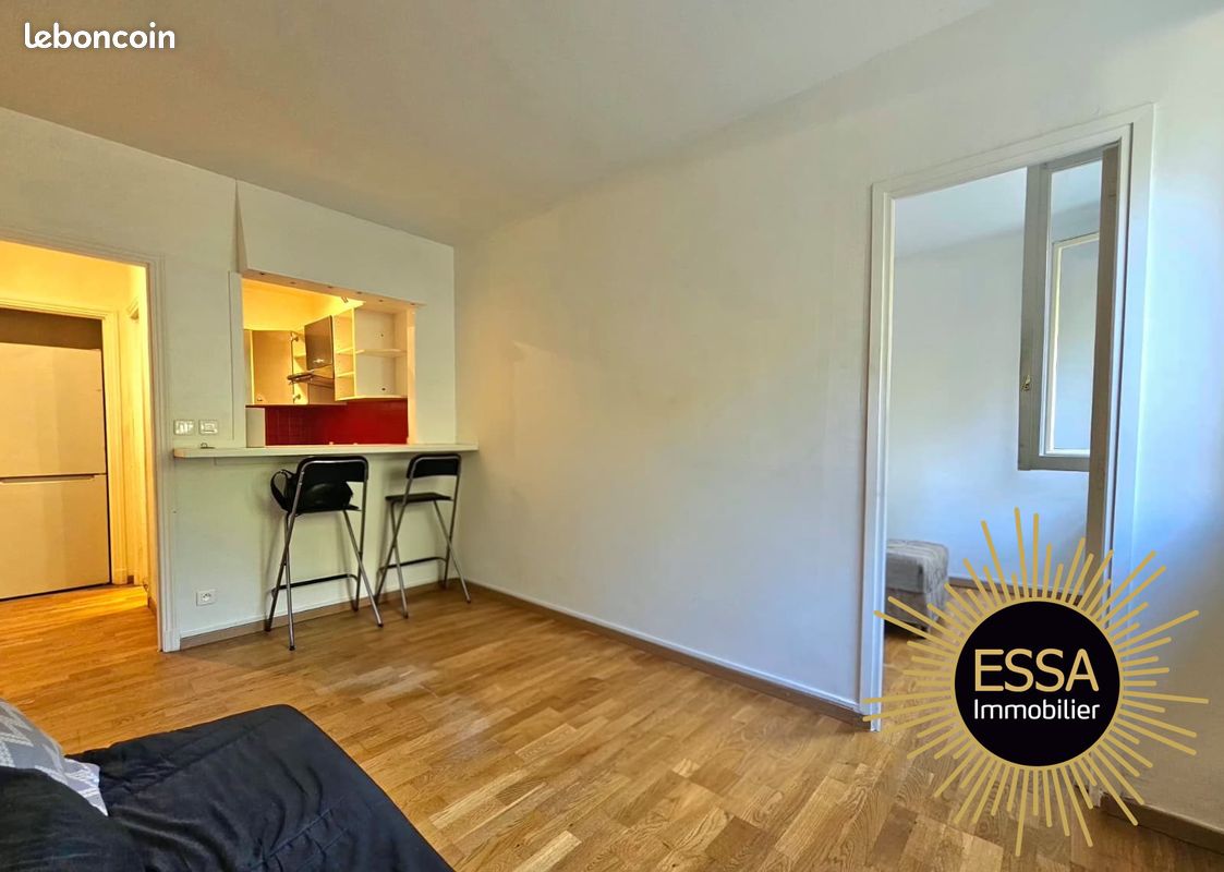 Appartement 2 pièces 31 m² · à Versailles · 31 m² · 199 000 €